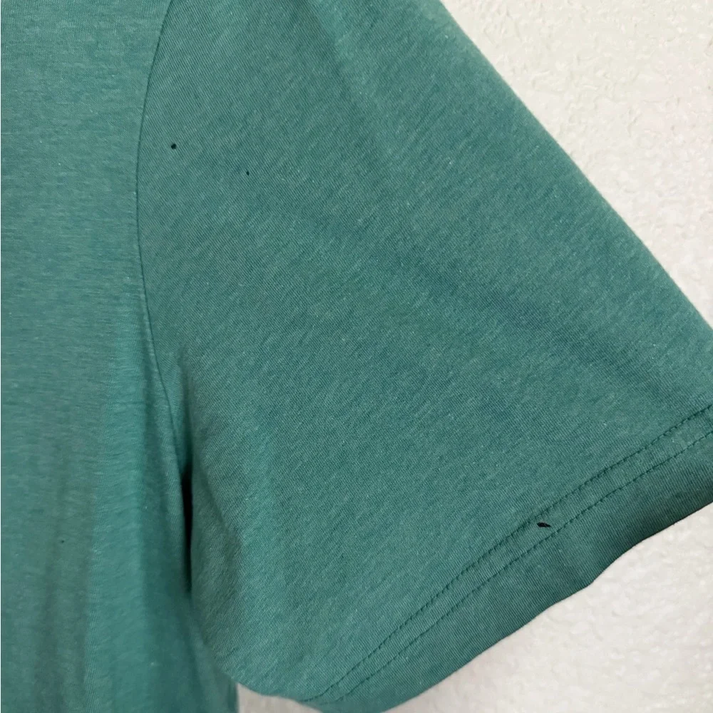 TravisMathew Men’s Short Sleeve Crewneck Graphic Short Sleeve Tee L Green